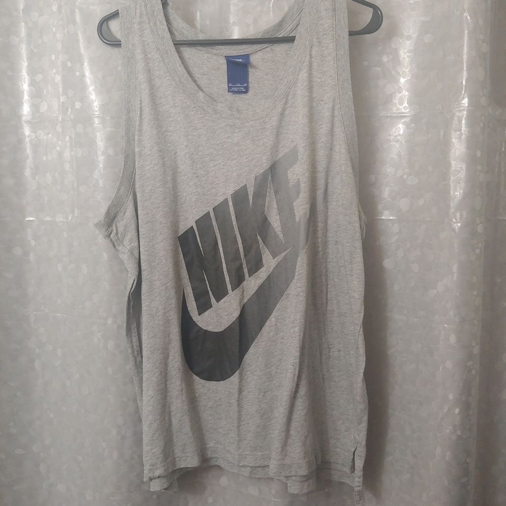 Workout tank top